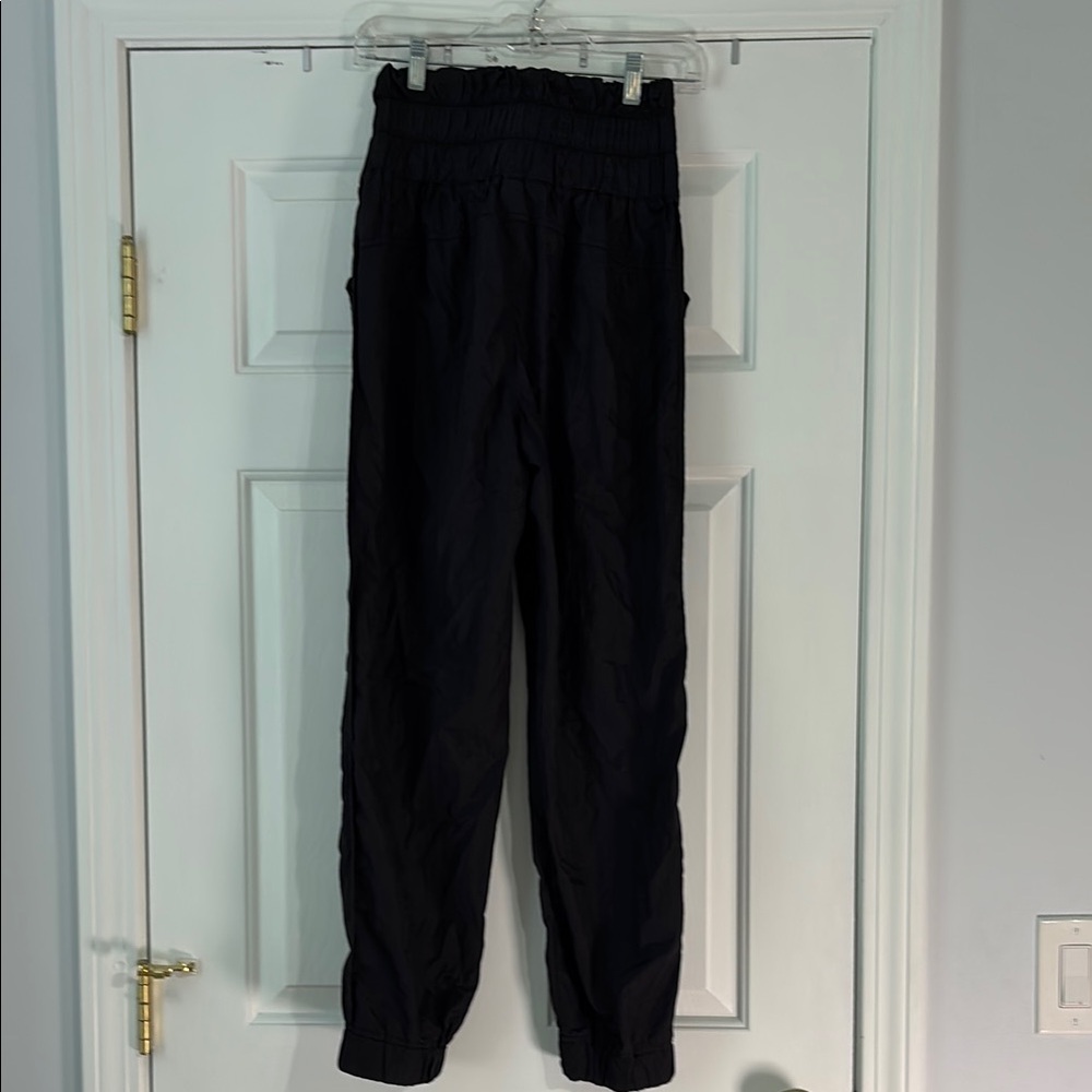Free People Movement “The Way Home” Joggers – Black – XS – Excellent Condion - Picture 6 of 10